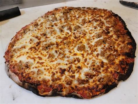 Father's pizza clinton iowa  Established in 1958
